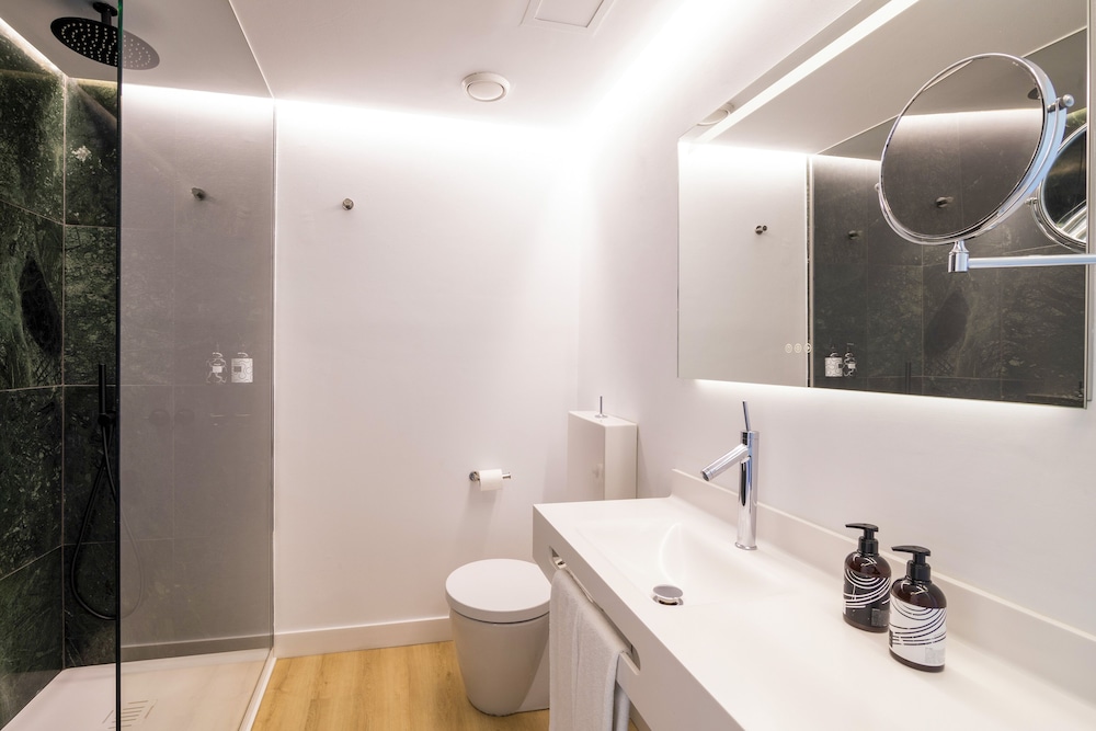 INNSiDE by Meliá Palma Center — Hotel rooms in Palma de Mallorca, Balearic Islands