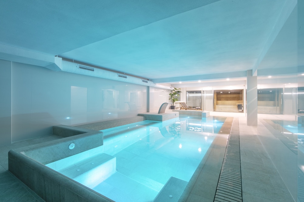 INNSiDE by Meliá Palma Center — Swimming pool in Palma de Mallorca, Balearic Islands