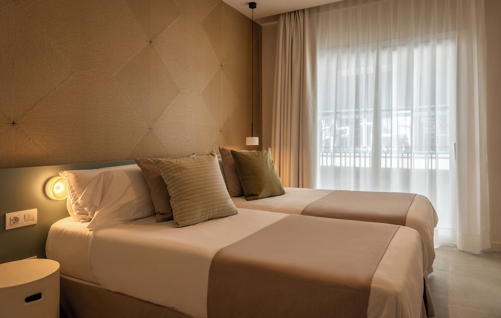 AQUA Hotel Bertran Park - Adults Recommended — Hotel rooms in Lloret de Mar, Catalonia