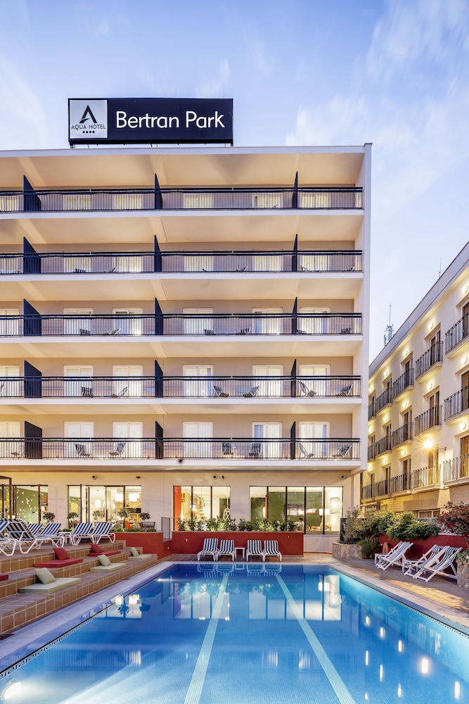 AQUA Hotel Bertran Park - Adults Recommended — Hotel building in Lloret de Mar, Catalonia