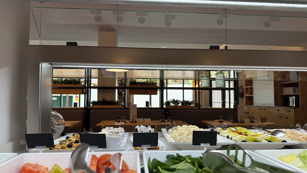 AQUA Hotel Bertran Park - Adults Recommended — Restaurant & bars in Lloret de Mar, Catalonia