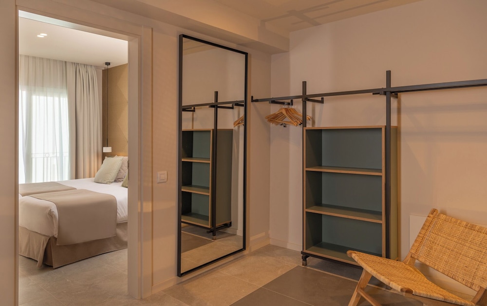 AQUA Hotel Bertran Park - Adults Recommended — Hotel rooms in Lloret de Mar, Catalonia