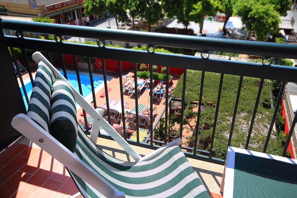 AQUA Hotel Bertran Park - Adults Recommended — Swimming pool in Lloret de Mar, Catalonia