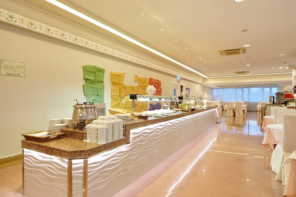 Argos Hotel — Restaurant & bars in Ibiza Town, Balearic Islands