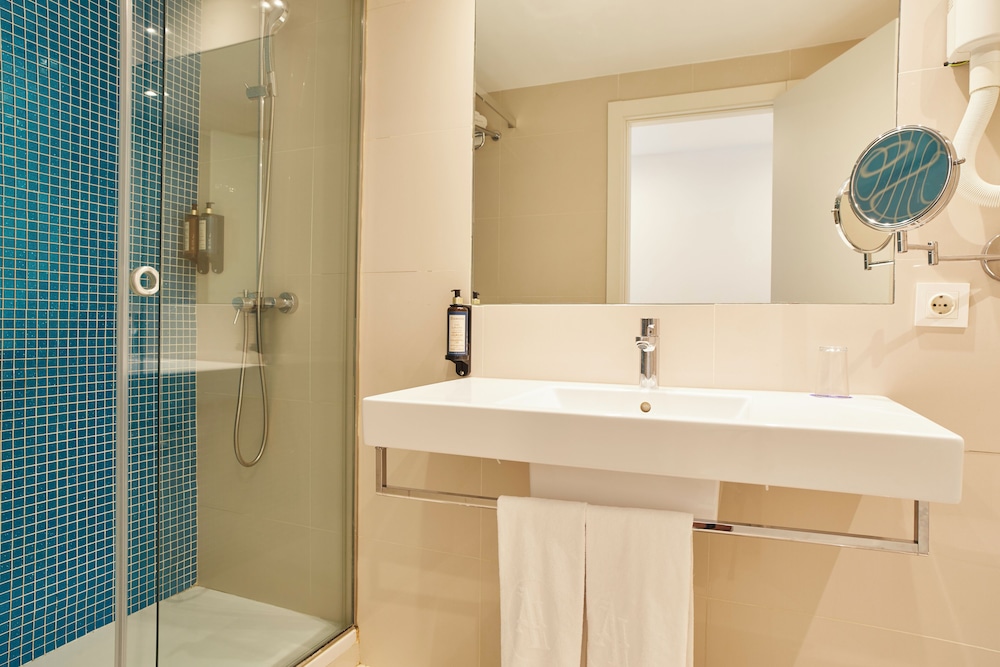 Argos Hotel — Hotel rooms in Ibiza Town, Balearic Islands