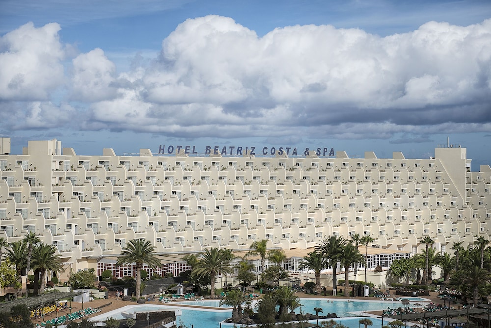 Hotel Beatriz Costa & Spa — Main photo in Costa Teguise, Canary Islands