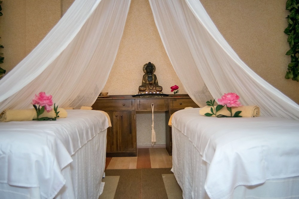 Hotel Beatriz Costa & Spa — Spa in Costa Teguise, Canary Islands