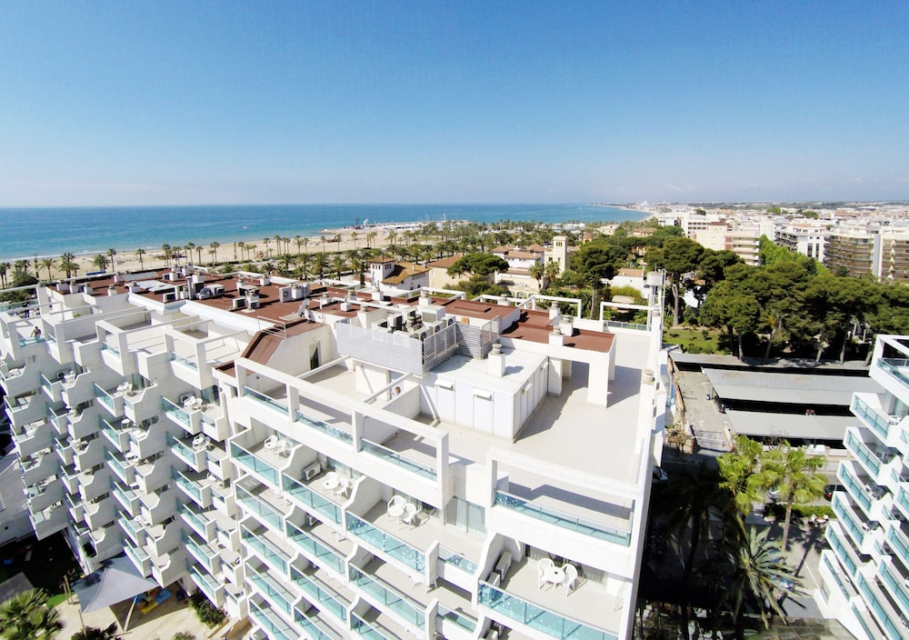 Blaumar Hotel Salou — Hotel building in Salou, Catalonia