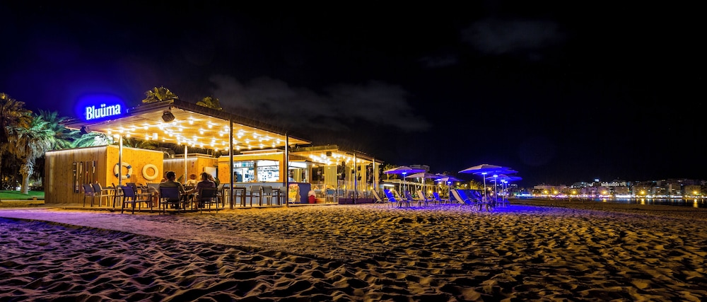 Blaumar Hotel Salou — Restaurant & bars in Salou, Catalonia