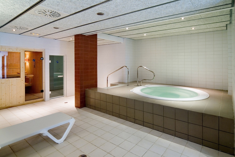 Blaumar Hotel Salou — Spa in Salou, Catalonia