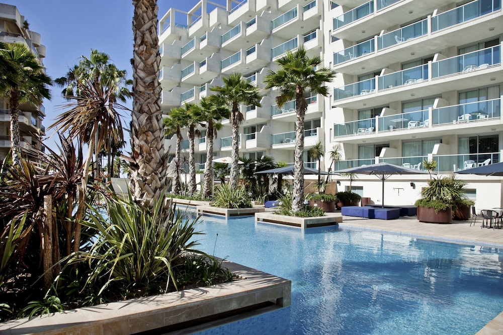 Blaumar Hotel Salou — Swimming pool in Salou, Catalonia