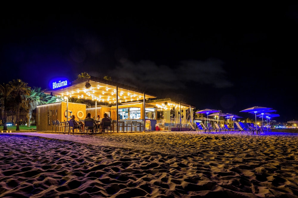 Blaumar Hotel Salou — Restaurant & bars in Salou, Catalonia
