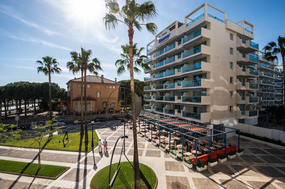 Blaumar Hotel Salou — Hotel building in Salou, Catalonia