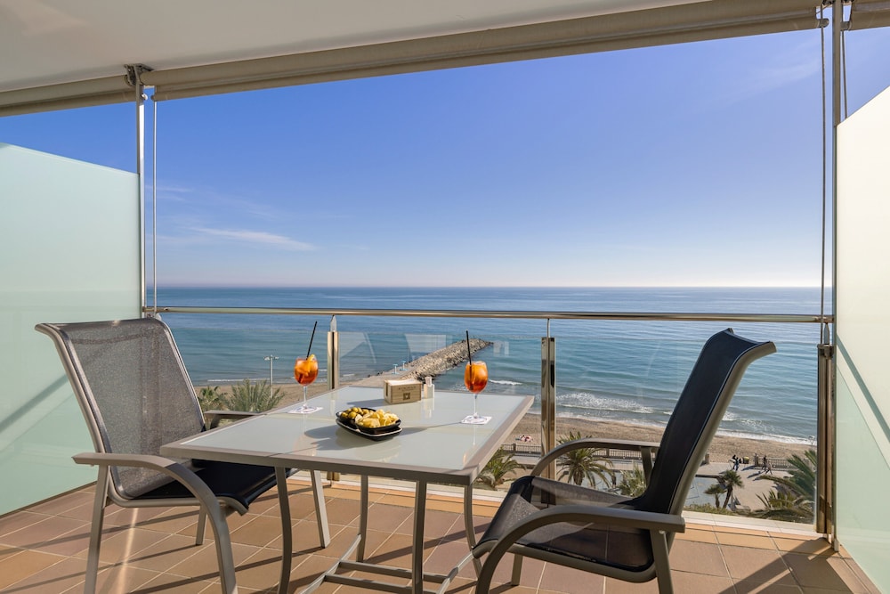 Hotel Calipolis — Beach in Sitges, Catalonia