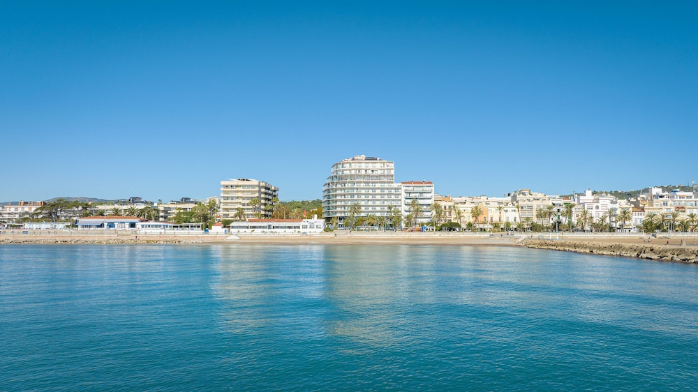 Hotel Calipolis — Beach in Sitges, Catalonia