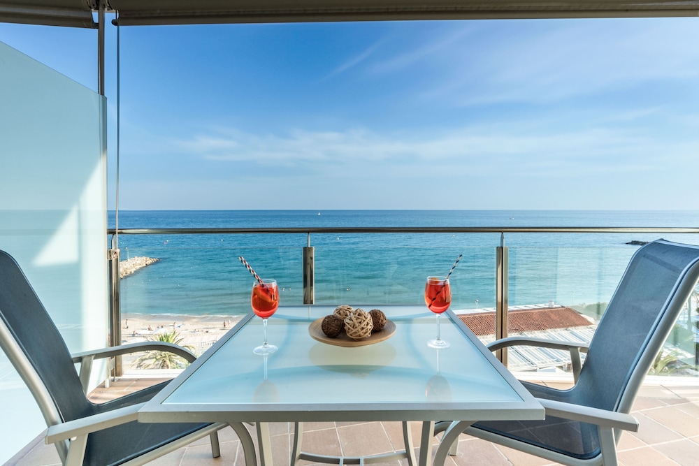 Hotel Calipolis — Beach in Sitges, Catalonia