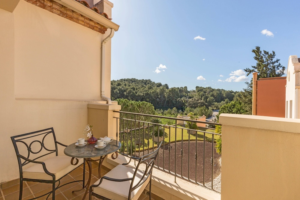 Denia Marriott La Sella Golf Resort & Spa — Hotel building in Denia, Valencian Community