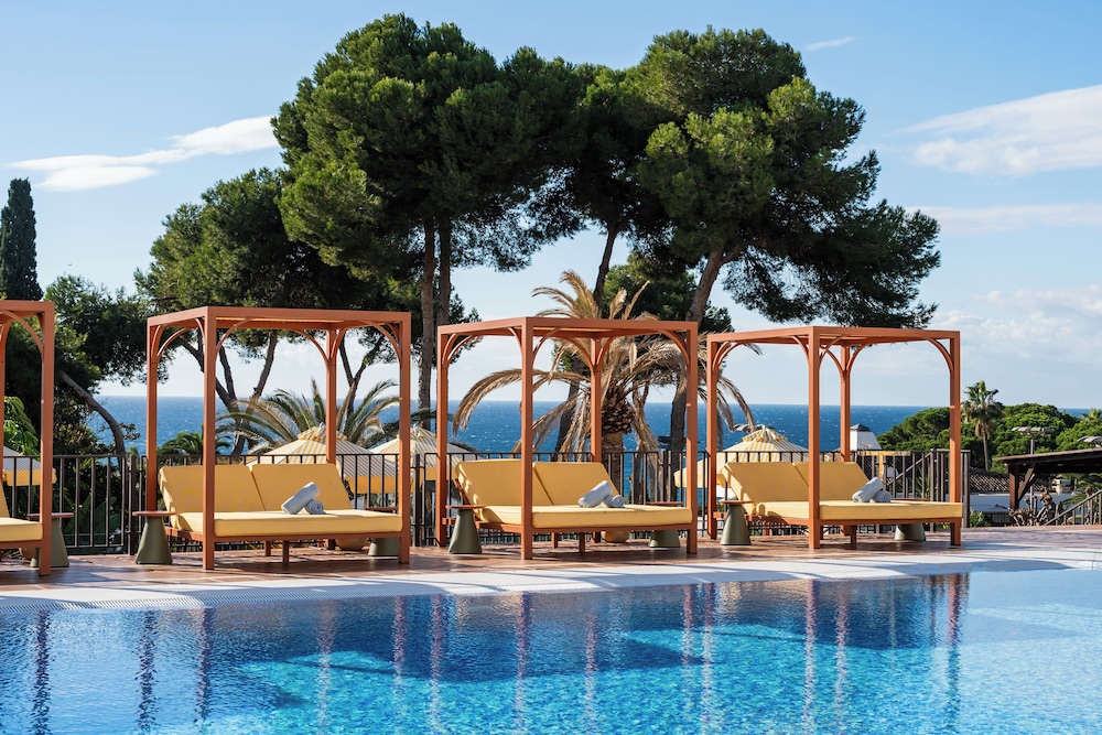 Don Carlos Marbella — Swimming pool in Marbella, Andalusia