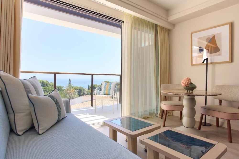 Don Carlos Marbella — Hotel rooms in Marbella, Andalusia