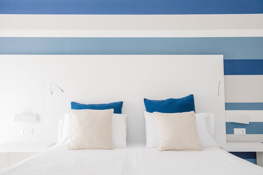 Marina di Petrolo Hotel & SPA — Hotel rooms in Castellammare del Golfo, Sicily
