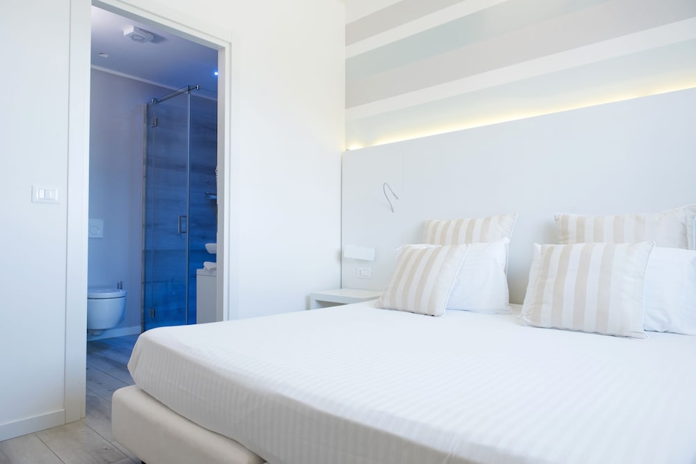 Marina di Petrolo Hotel & SPA — Hotel rooms in Castellammare del Golfo, Sicily