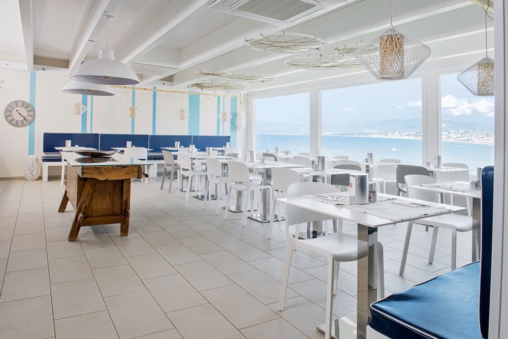 Marina di Petrolo Hotel & SPA — Restaurant & bars in Castellammare del Golfo, Sicily