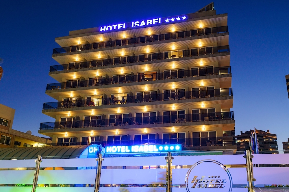 Hotel Isabel — Hotel building in Torremolinos, Andalusia