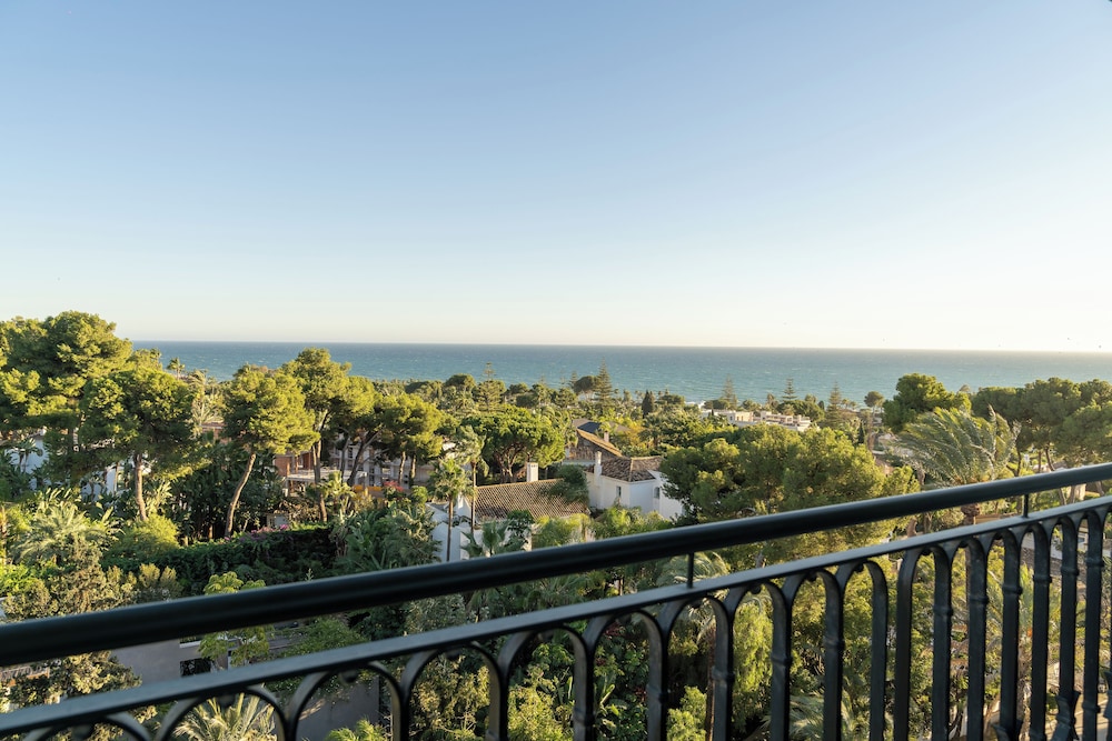 Kimpton Los Monteros Marbella by IHG — Hotel rooms in Marbella, Andalusia
