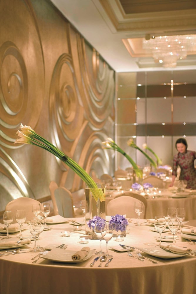 The Portman Ritz-Carlton, Shanghai — Restaurant & bars in Shanghai, Shanghai