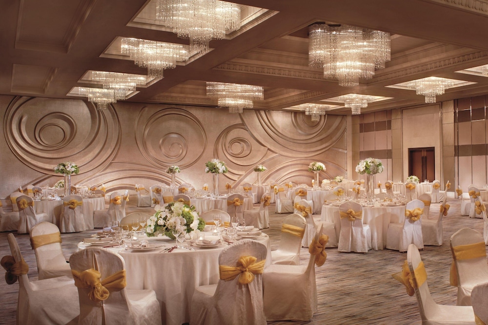 The Portman Ritz-Carlton, Shanghai — Hotel building in Shanghai, Shanghai