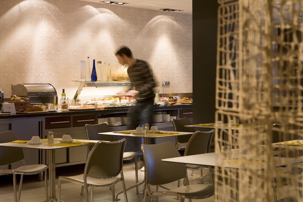 Magnolia Hotel Salou - Adults Only — Restaurant & bars in Salou, Catalonia