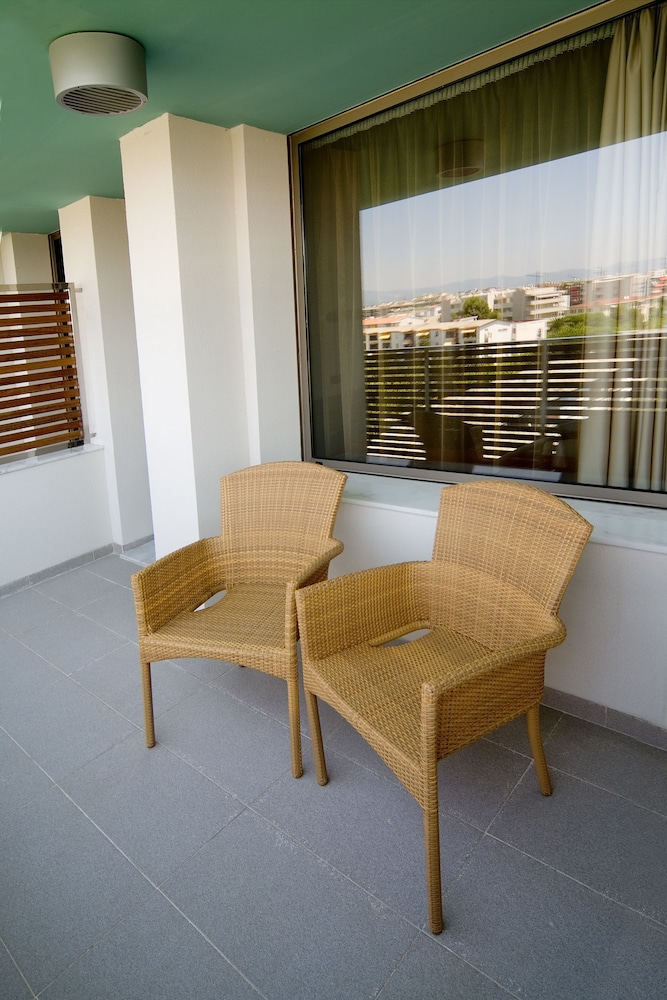 Magnolia Hotel Salou - Adults Only — Hotel rooms in Salou, Catalonia