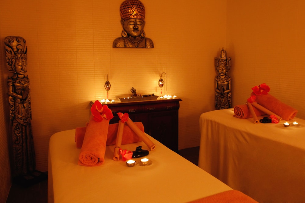 Magnolia Hotel Salou - Adults Only — Spa in Salou, Catalonia