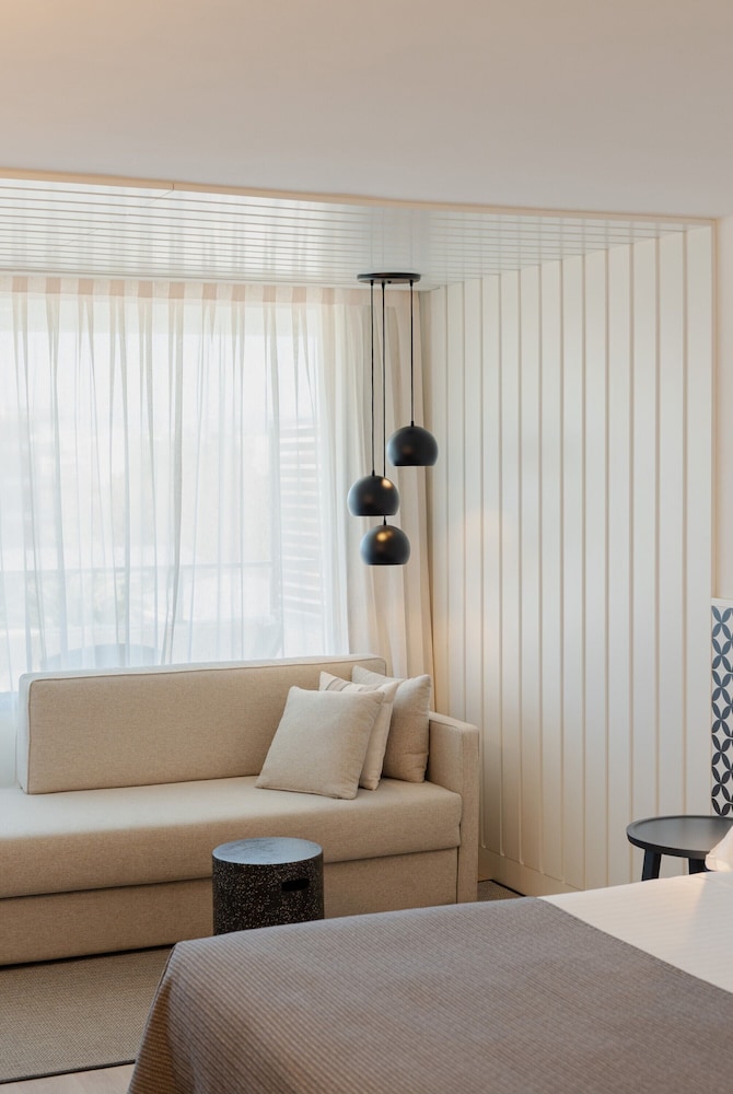 Magnolia Hotel Salou - Adults Only — Hotel rooms in Salou, Catalonia