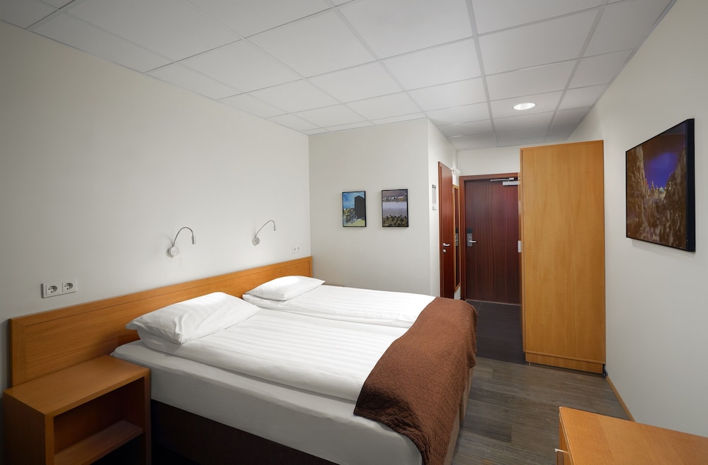 Hotel Cabin — Hotel rooms in Reykjavik, Capital Region