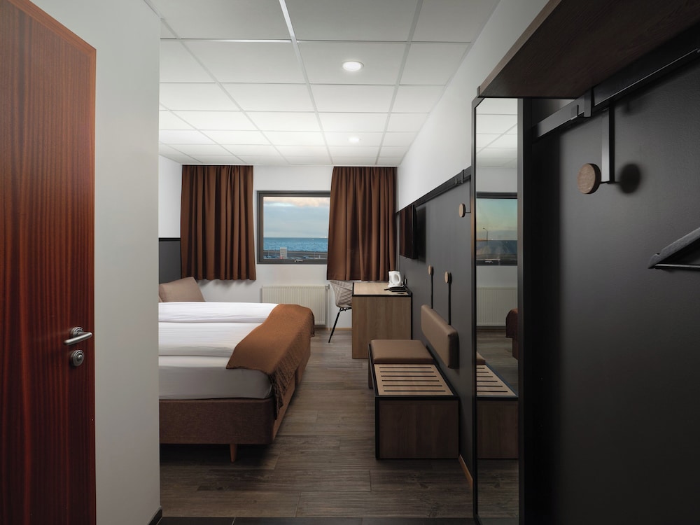 Hotel Cabin — Hotel rooms in Reykjavik, Capital Region