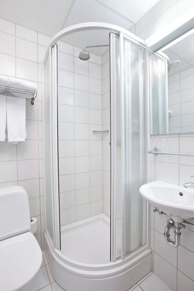 Hotel Cabin — Hotel rooms in Reykjavik, Capital Region