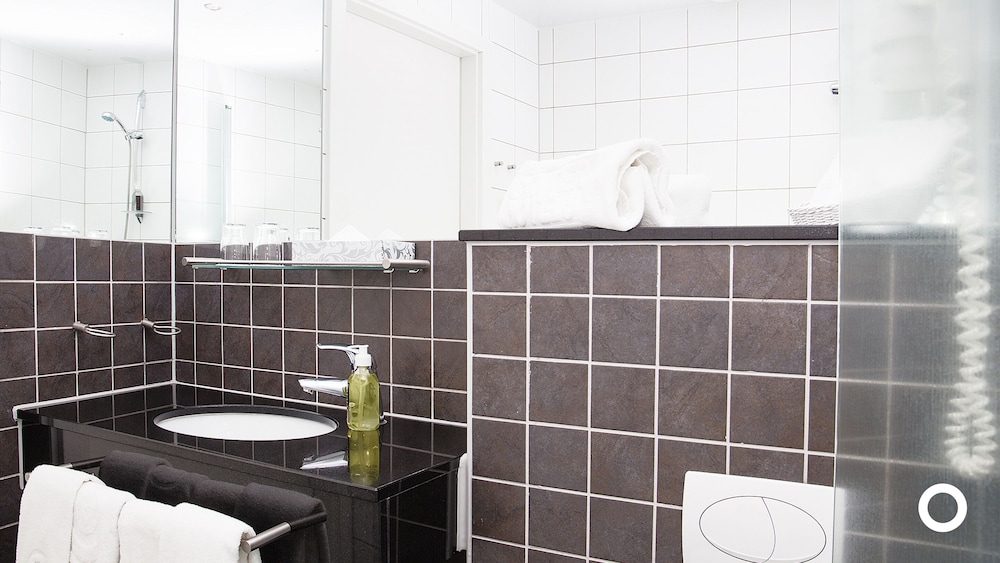 Center Hotels Arnarhvoll — Hotel rooms in Reykjavik, Capital Region