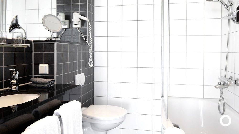 Center Hotels Arnarhvoll — Hotel rooms in Reykjavik, Capital Region