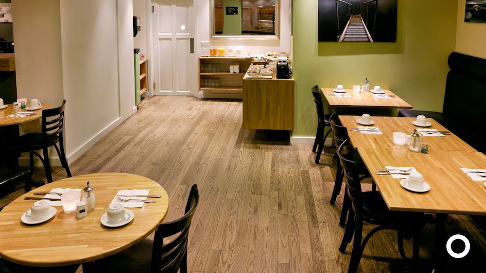 Center Hotels Klöpp — Restaurant & bars in Reykjavik, Capital Region
