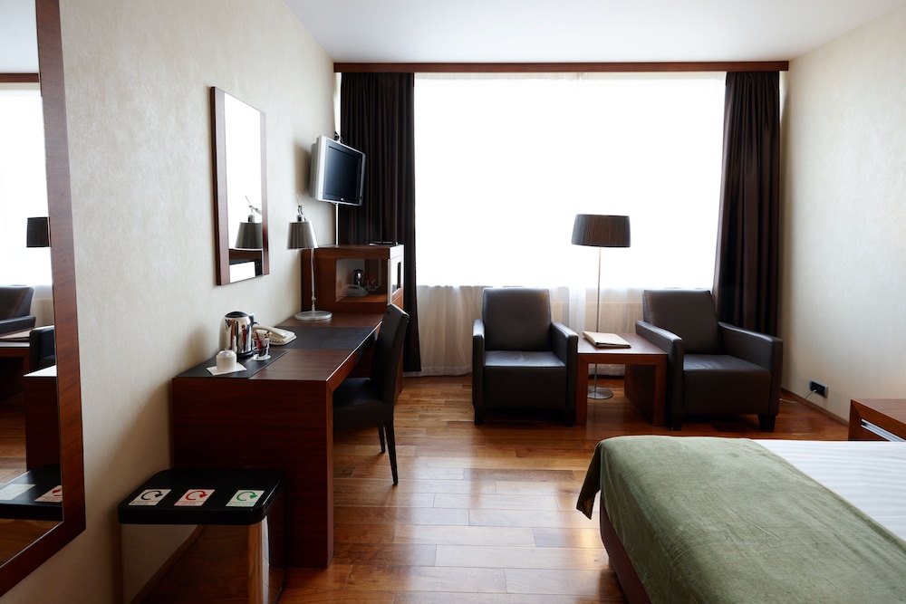 Hotel Reykjavík Grand — Hotel rooms in Reykjavik, Capital Region