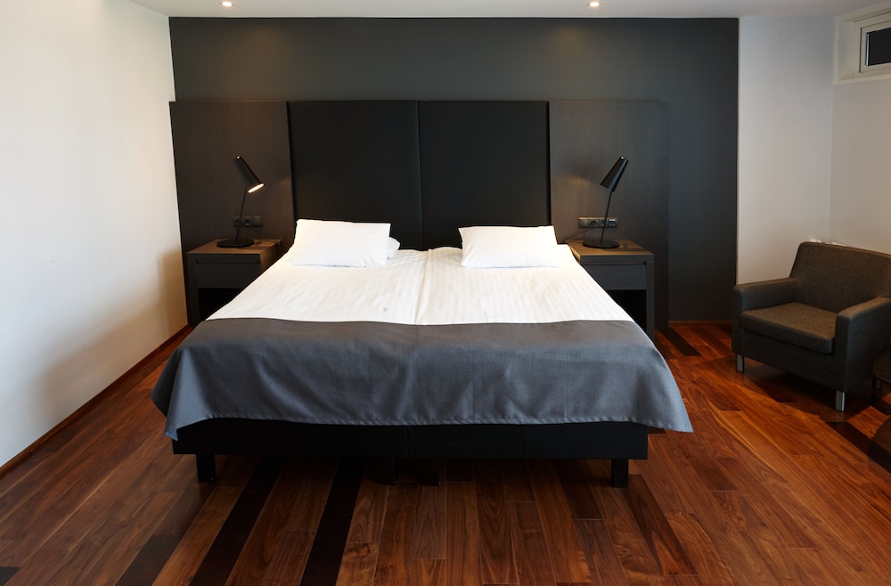 Hotel Reykjavík Grand — Hotel rooms in Reykjavik, Capital Region