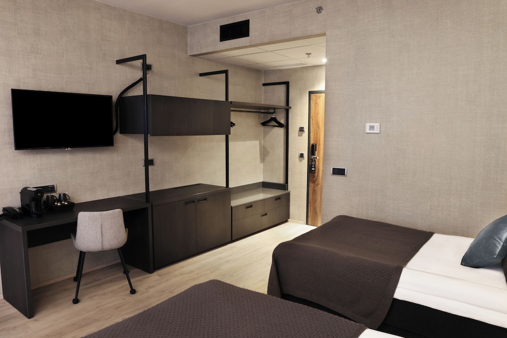 Hotel Reykjavík Grand — Hotel rooms in Reykjavik, Capital Region
