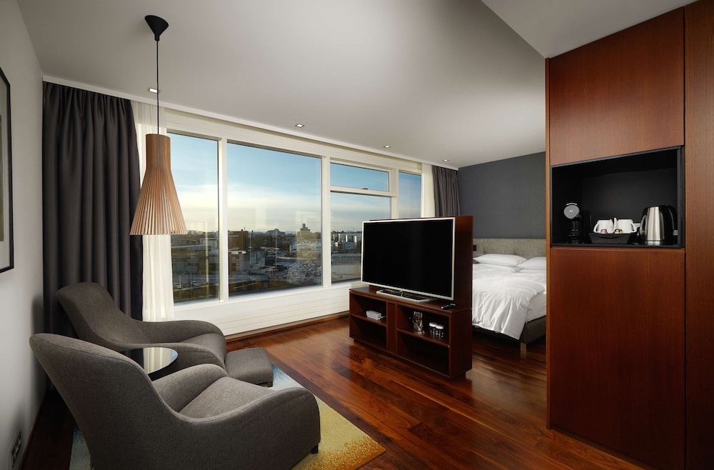 Hilton Reykjavik — Hotel rooms in Reykjavik, Capital Region