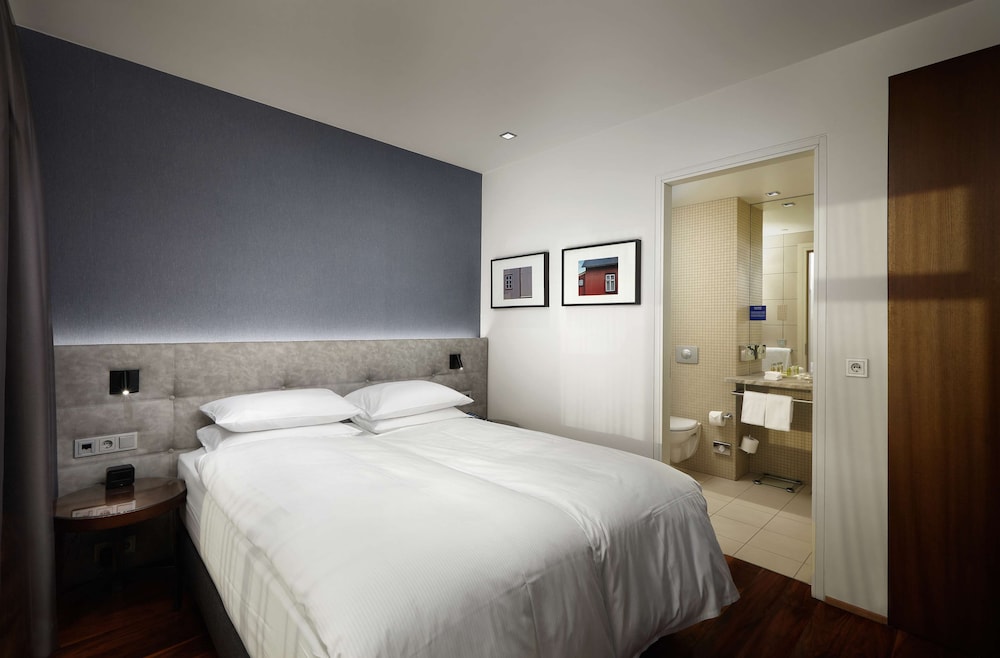 Hilton Reykjavik — Hotel rooms in Reykjavik, Capital Region