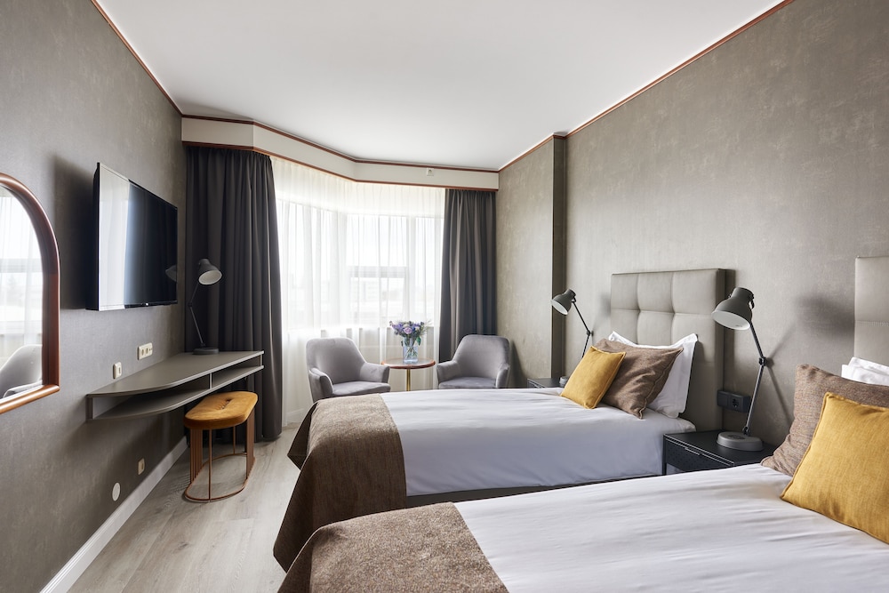 Hotel Ísland - Spa & Wellness Hotel — Hotel rooms in Reykjavik, Capital Region