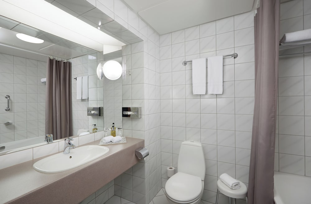 Hotel Ísland - Spa & Wellness Hotel — Hotel rooms in Reykjavik, Capital Region