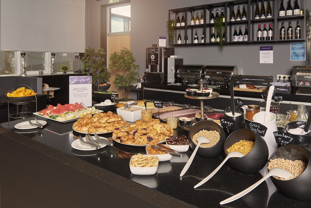 Hotel Ísland - Spa & Wellness Hotel — Restaurant & bars in Reykjavik, Capital Region