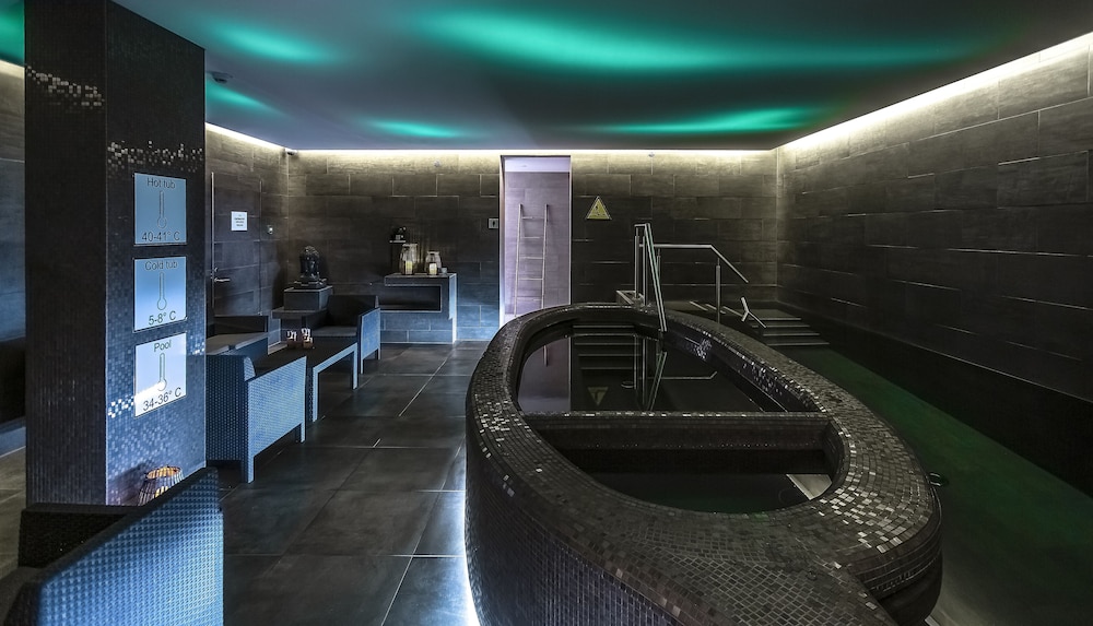 Hotel Ísland - Spa & Wellness Hotel — Spa in Reykjavik, Capital Region