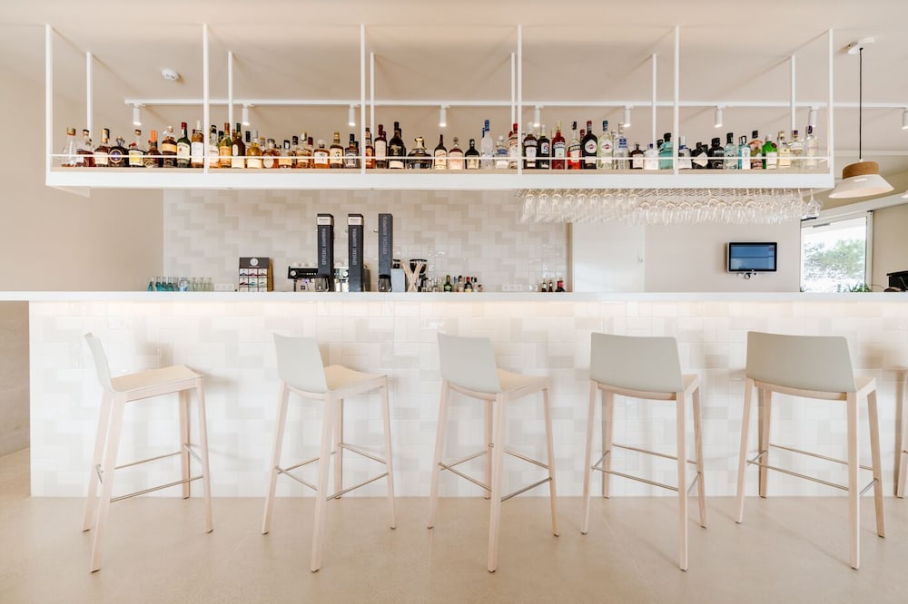 Park Hotel San Jorge & Spa by Escampa Hotels — Restaurant & bars in Calonge, Catalonia